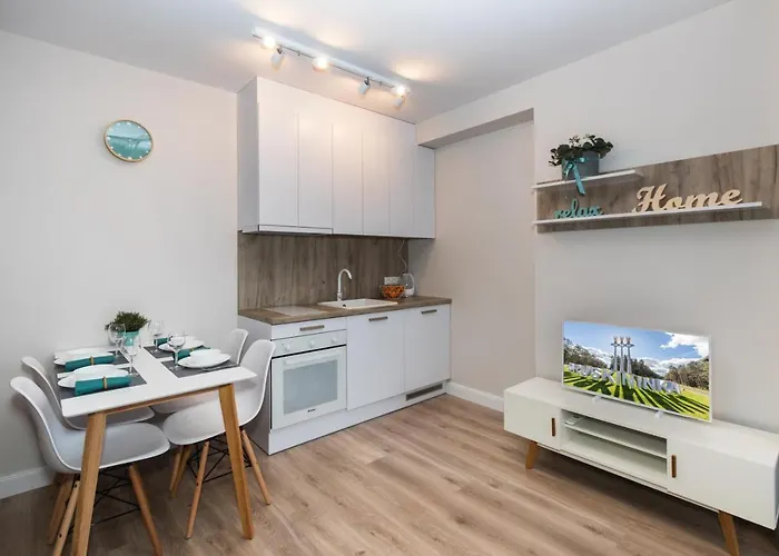 Apartament Relax Near Egle